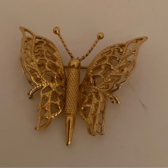 Vintage Monet Gold tone Butterfly Brooch: 1.5” - Picture 2 of 4